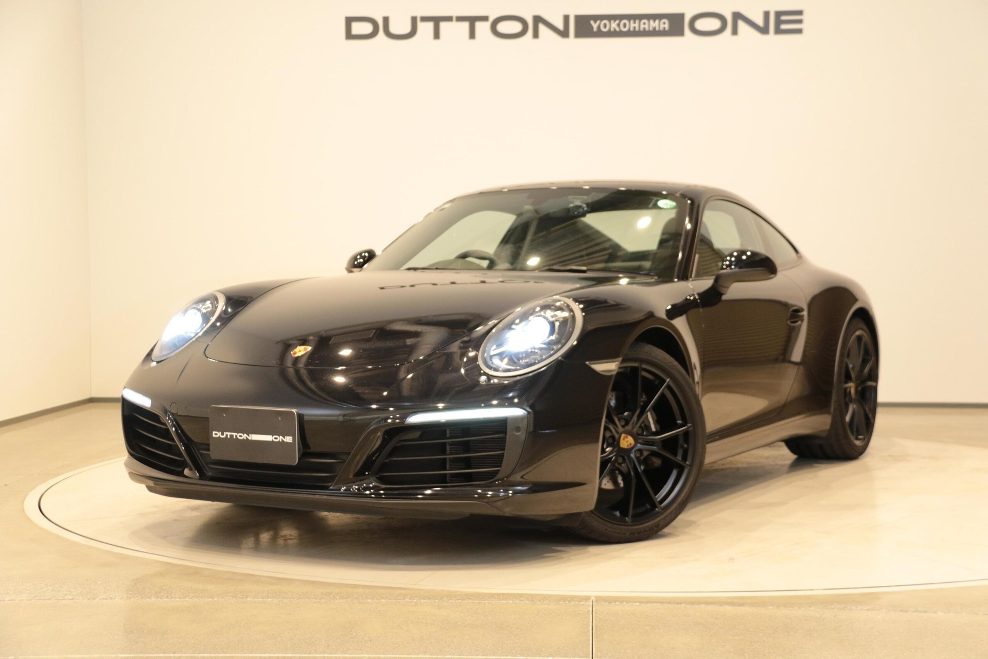 PORSCHE 911 - View 1