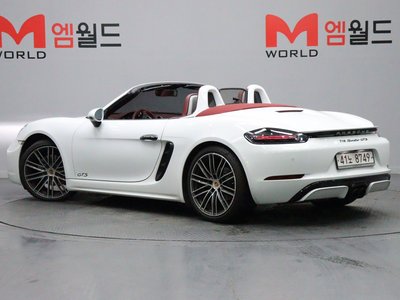 صورة 6 لـ 2018 Porsche 718