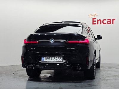 2025 BMW X4 照片 3