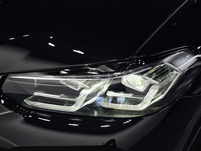 2025 BMW X4 照片 9