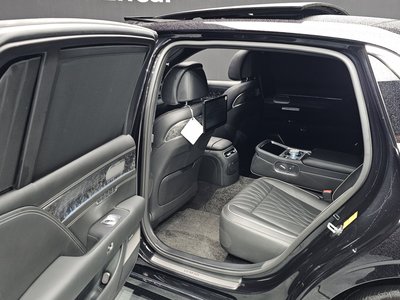 2022 Genesis G90 (RS4) — миниатюра 12