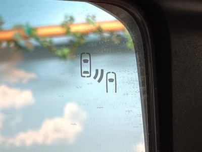 TOYOTA LAND CRUISER 250 - 7