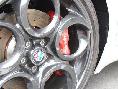صورة 12 لـ 2018 ALFA Romeo 4C