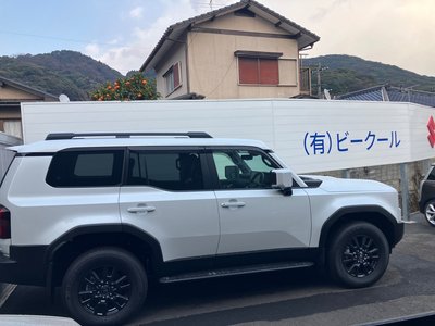 TOYOTA LAND CRUISER 250 - 7