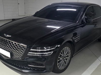GENESIS G80 (RG3) - 1