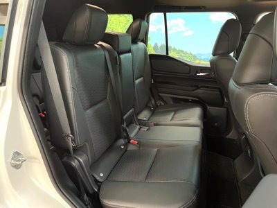 TOYOTA LAND CRUISER 250 - 9