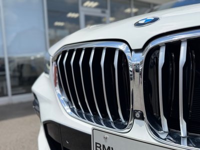 2022 BMW X5 photo 3
