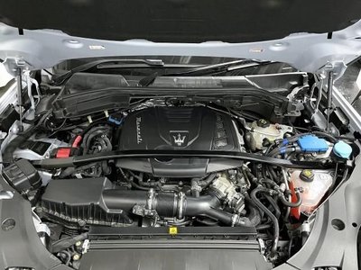 MASERATI GRECALE - 8