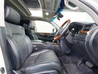 صورة مصغرة 14 لـ 2016 Lexus LX