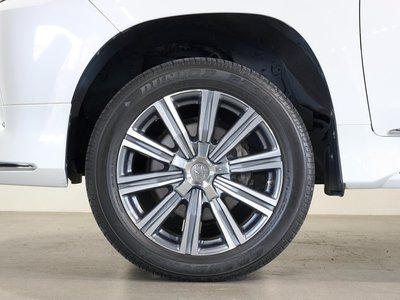صورة مصغرة 9 لـ 2016 Lexus LX