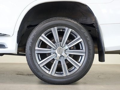 صورة مصغرة 10 لـ 2016 Lexus LX