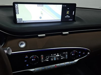 صورة مصغرة 17 لـ 2023 Genesis GV70