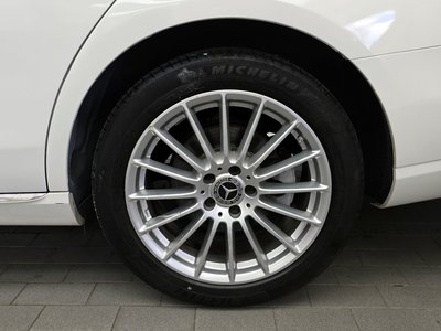 MERCEDES-BENZ E-CLASS - 6