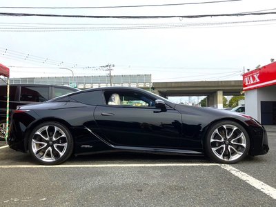 2017 Lexus LC — миниатюра 37