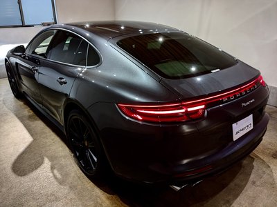 2018 Porsche PANAMERA 照片 8