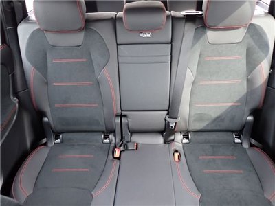 2025 Mercedes-BENZ GLB 缩略图 19