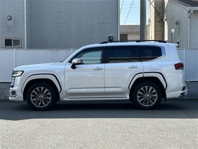 TOYOTA LAND CRUISER 300 - 5