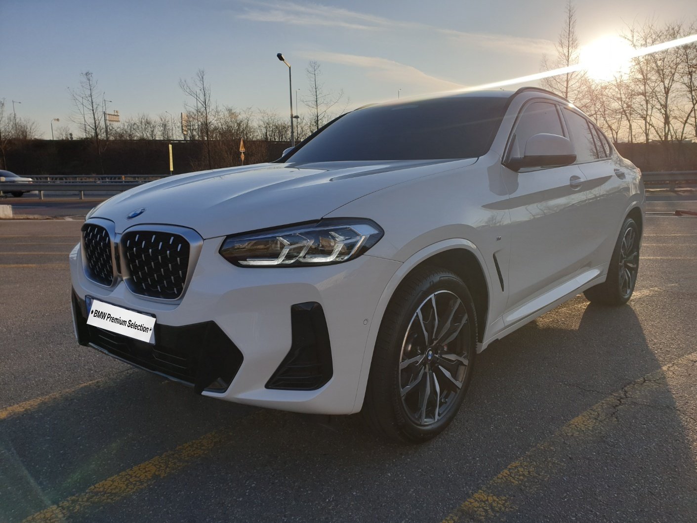 BMW X4 - View 1