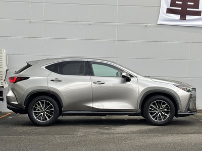 صورة 8 لـ 2023 Lexus NX