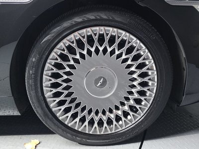 صورة 8 لـ 2019 Genesis G90