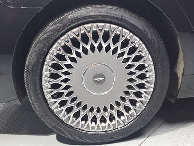 صورة 6 لـ 2019 Genesis G90