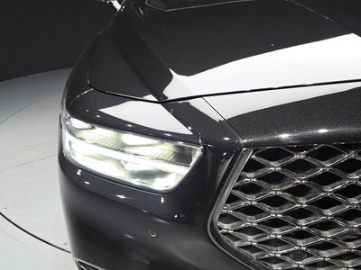 صورة 9 لـ 2019 Genesis G90