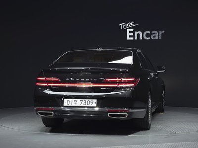 صورة 4 لـ 2019 Genesis G90