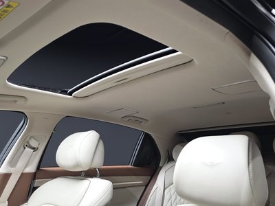 صورة مصغرة 23 لـ 2019 Genesis G90