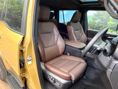 TOYOTA LAND CRUISER 250 - 8