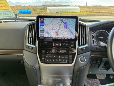 TOYOTA LAND CRUISER 200 - 5