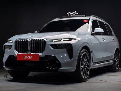 صورة 1 لـ 2025 BMW X7