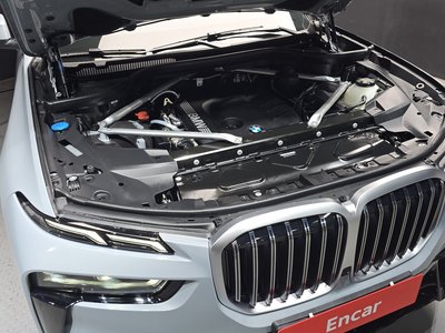 صورة 7 لـ 2025 BMW X7
