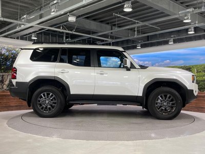 2025 Toyota LAND CRUISER 250 — миниатюра 26