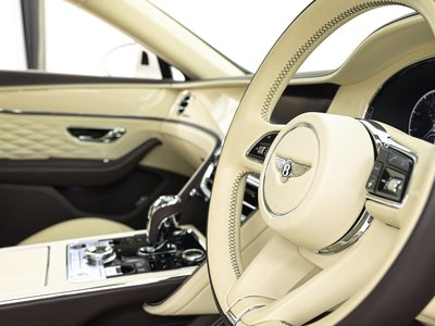 2024 Bentley FLYING SPUR — миниатюра 30
