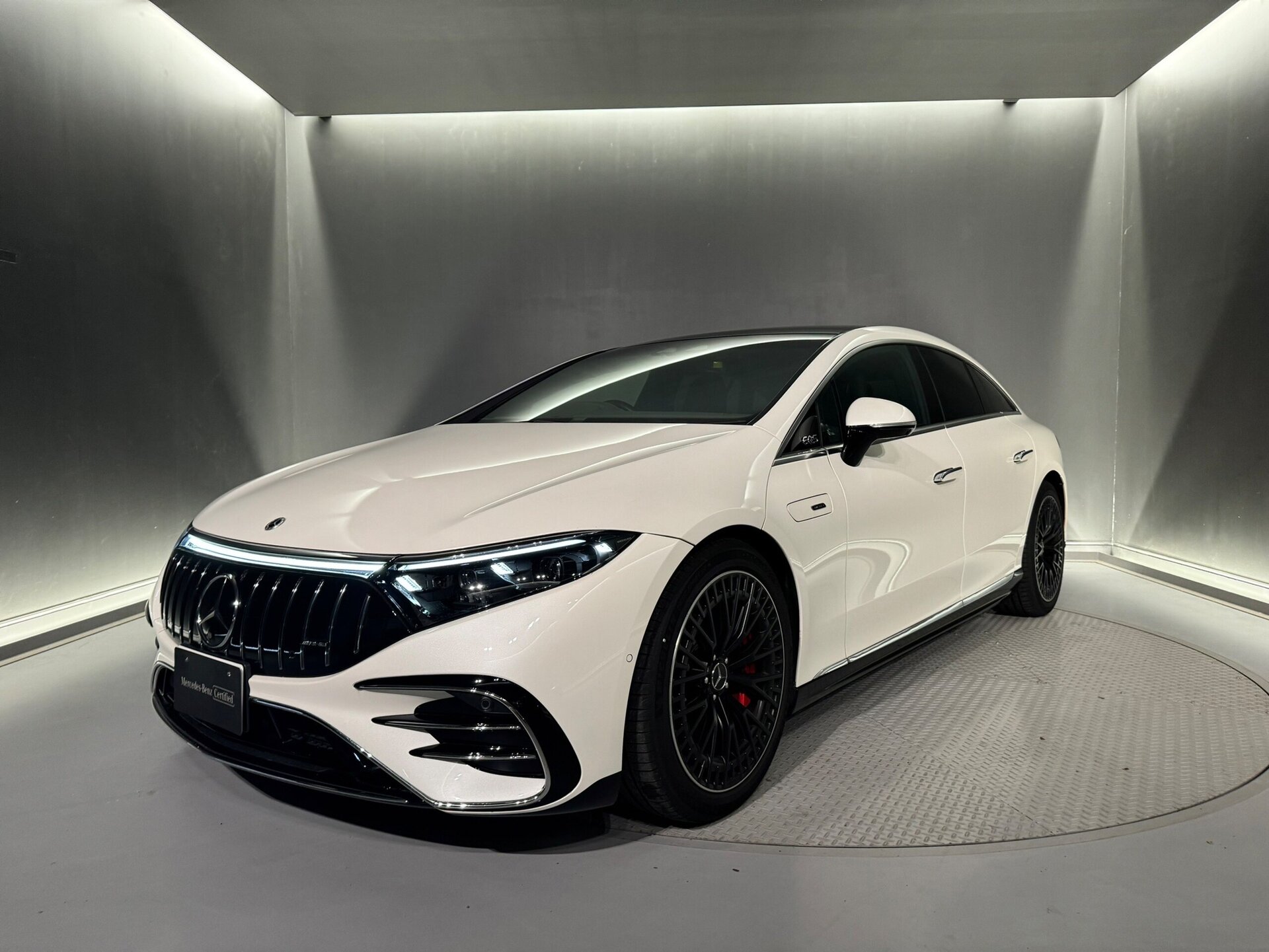 MERCEDES-BENZ EQS AMG - View 1