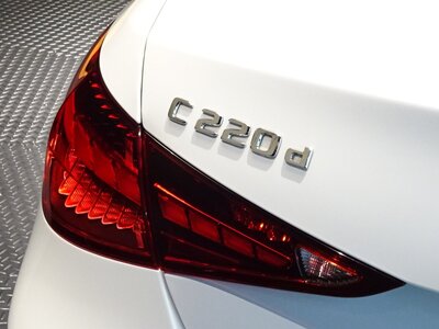 MERCEDES-BENZ C-CLASS - 8