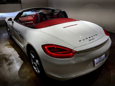 PORSCHE BOXSTER - 9