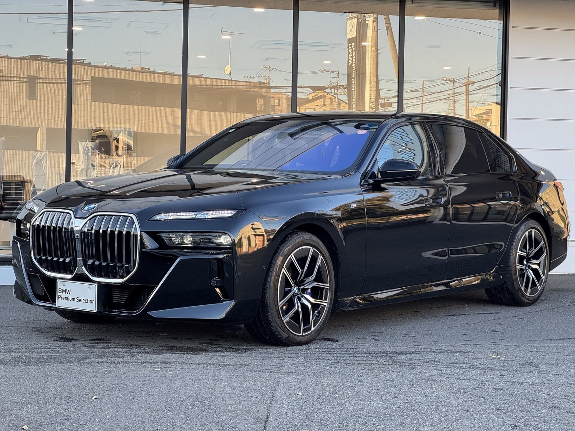 BMW 7 SERIES - View 1