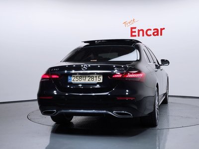 2021 Mercedes-BENZ E-CLASS — фото 3