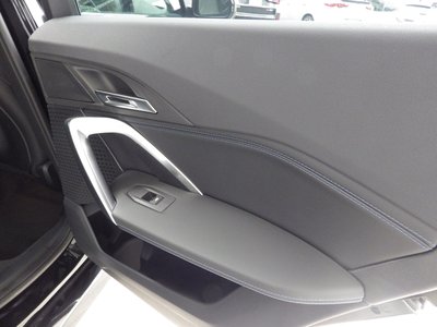 2025 BMW X1 — миниатюра 12