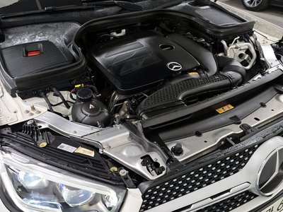 MERCEDES-BENZ GLC - 7