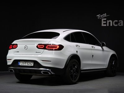 MERCEDES-BENZ GLC - 4