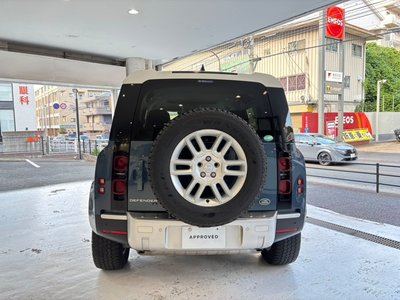 LAND ROVER DEFENDER - 6