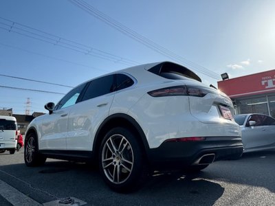 PORSCHE CAYENNE - 9