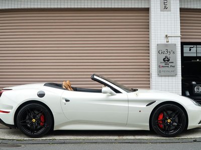 صورة مصغرة 12 لـ 2016 Ferrari CALIFORNIA T