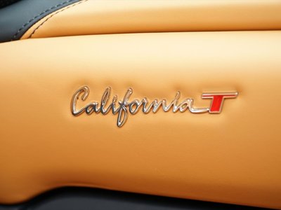 صورة مصغرة 57 لـ 2016 Ferrari CALIFORNIA T