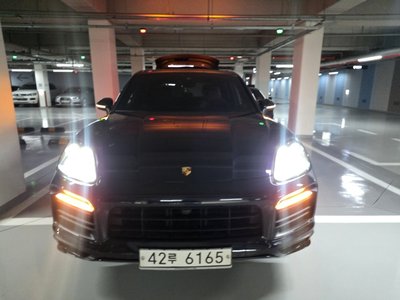صورة 1 لـ 2019 Porsche CAYENNE
