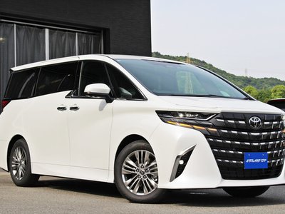 TOYOTA ALPHARD - 3