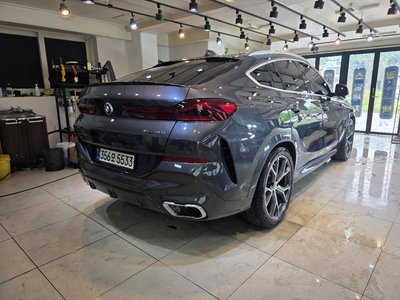 2020 BMW X6 — фото 6