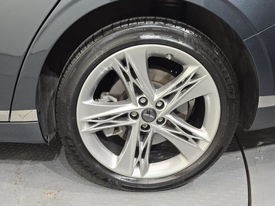 2022 Genesis G90 (RS4) — фото 8